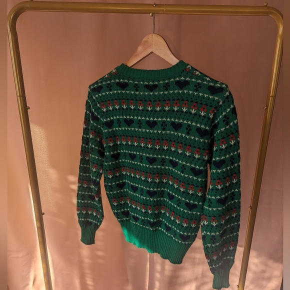 Made in Korea Holiday Sweater! - Picture 6 of 6
